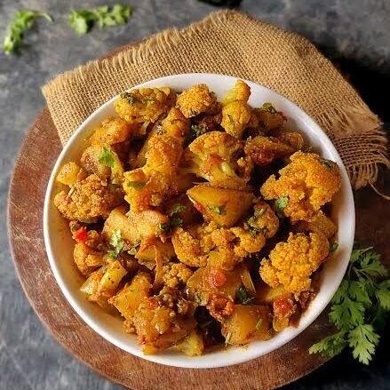 DUM ALOO GOBI (V)
