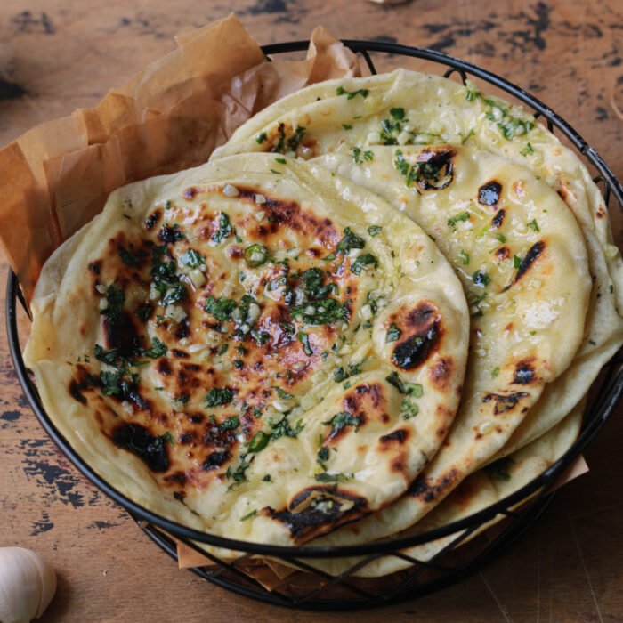 GARLIC NAAN